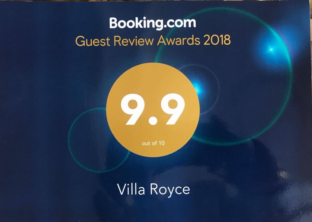 Villa Royce Канди Экстерьер фото